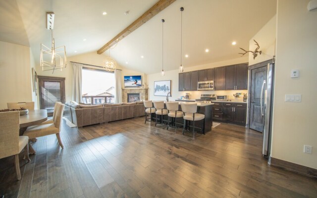 Alders 42 Outpost Dr