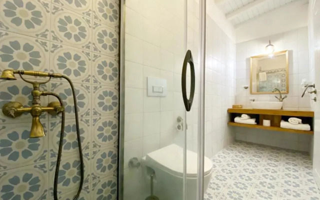 Alacati B House Hotel