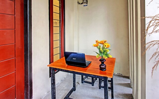 OYO 91845 V_ar House Near Pantai Tanjung Bias