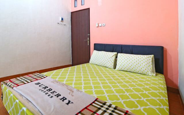 Semata Wayang Syariah Homestay