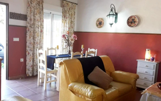 Chalet la Huerta con piscina chimenea y Wifi