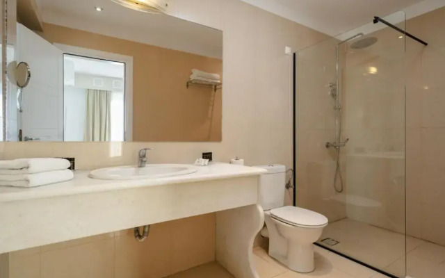Mitos Suites