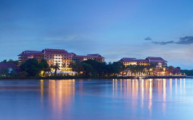 Anantara Riverside Bangkok Resort