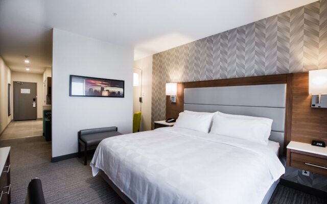 Holiday Inn Hotel & Suites Calgary South Conference Ctr