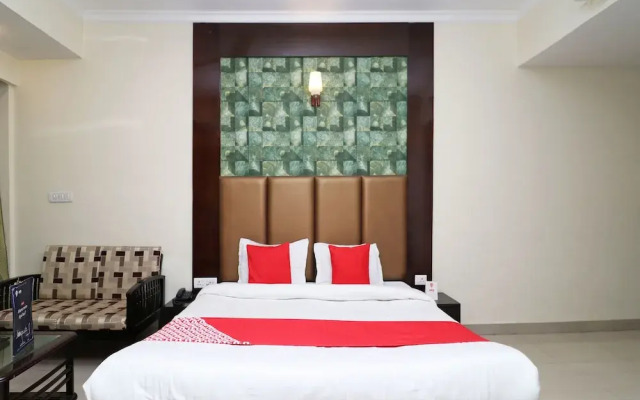 OYO 2595 Hotel City Star