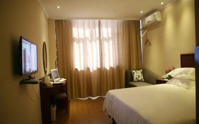 GreenTree Inn Tulufan North Xihuan Road Express Hotel