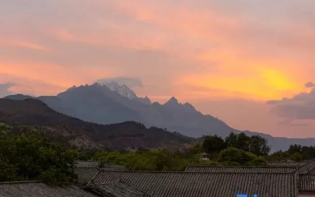 Lijiang Sugar Master Inn