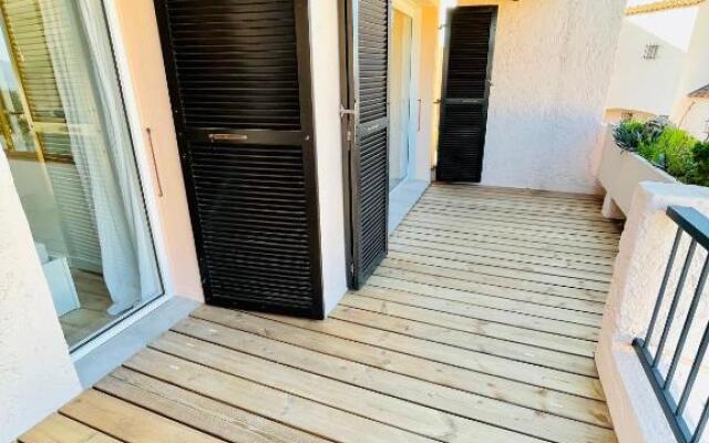 Suberbe T2 avec vue mer et piscine