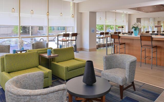 Holiday Inn Express & Suites Buffalo Downtown - Medical CTR by IHG
