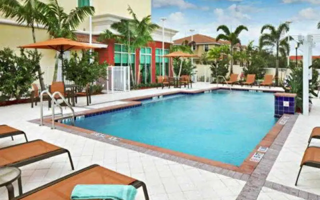 Courtyard Homestead Marriott