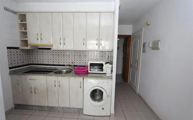 Apartment overlooking to the pool 2450