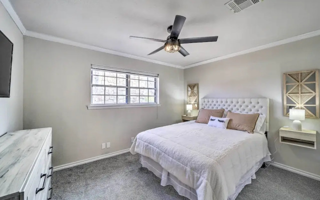 Immaculate 'woodland View' Retreat w/ Hot Tub