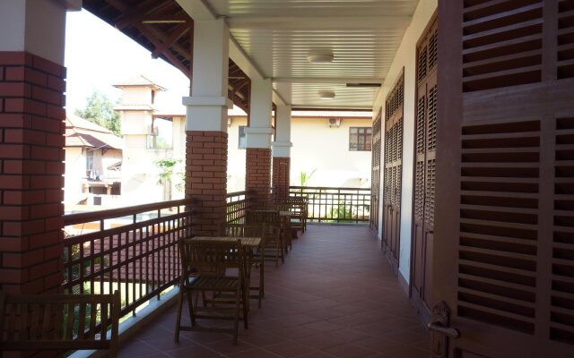 Làng Cò Resort