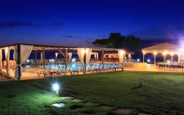 Mesogeios Hotel