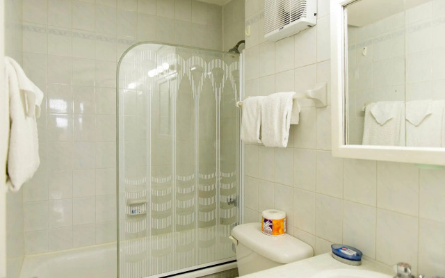 Dolphin Beach Suite