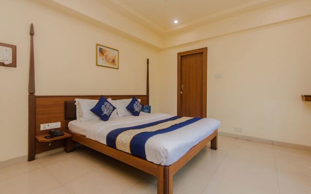 OYO 10382 Hotel Saffron Suites