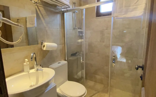 PluVia Boutique Hotel