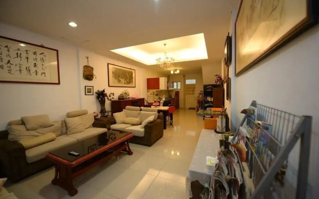 Happy Feet Homestay