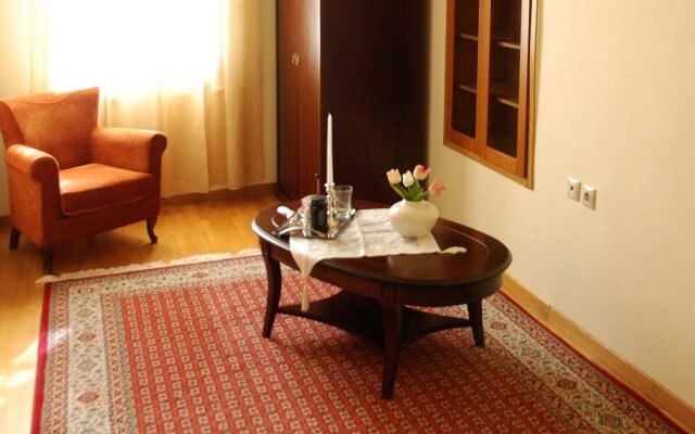 Allotino Pension