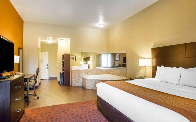 Comfort Suites