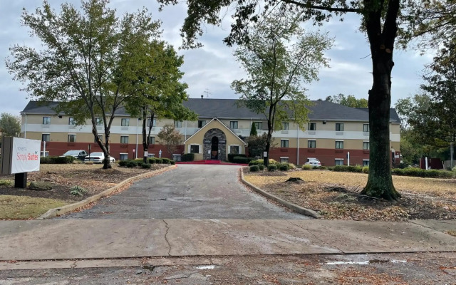Sonesta Simply Suites Memphis