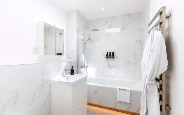 Upscale & Serene Getaway - Prime Chelsea Location!