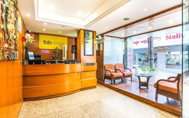 Fabhotel Sri Krishna Suites