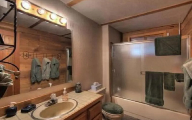 Fairway Family Cabin