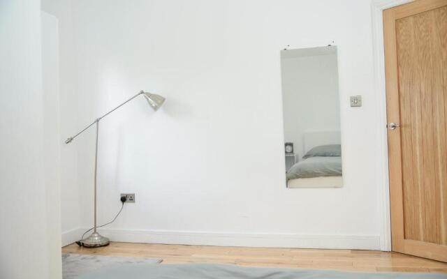 New 1bedroom serviced apartment with large balcony