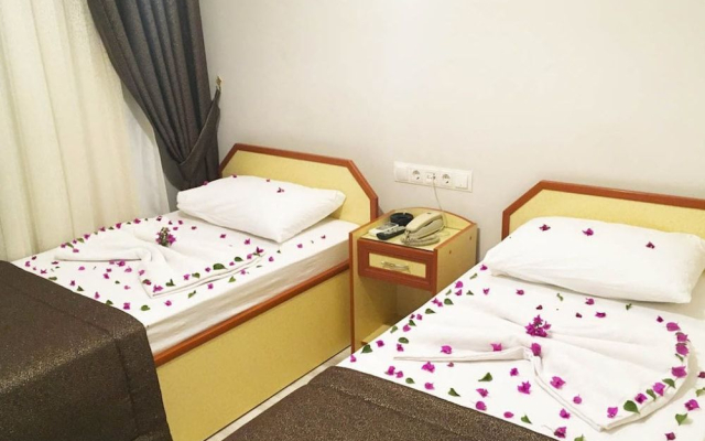 Dostlar Hotel