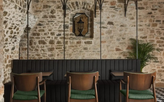 Stoes Hotel