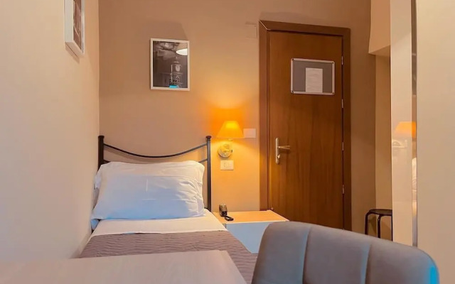 ALBERGO RISTORANTE BELSITO FIUGGI Nhost