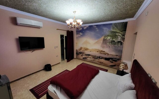Pyramid Stars Inn