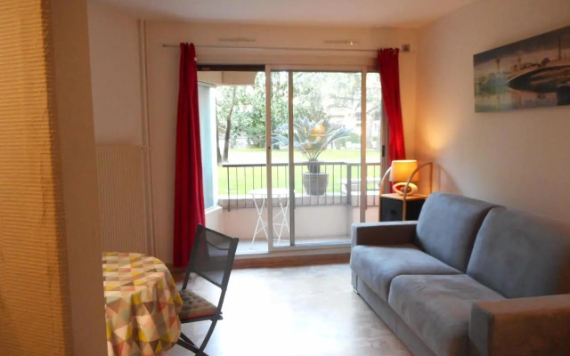 Studio dans résidence