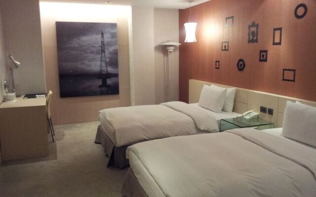 Day Plus Boutique Hotel