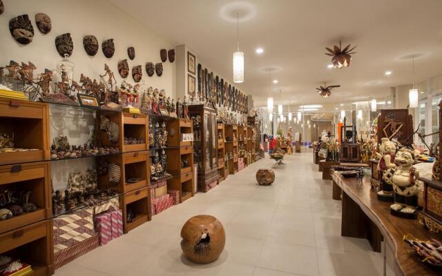 Grand Mercure Yogyakarta Adi Sucipto