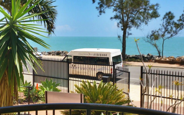 Santalina On Hervey Bay