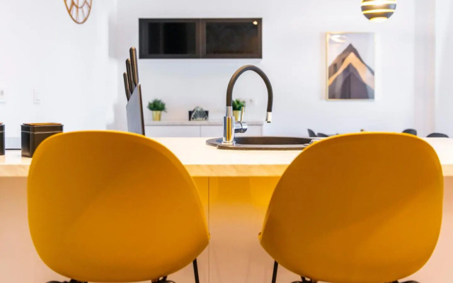 Apartments Adriatic Oasis & Marine View