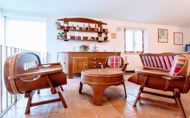 Villa Vallocchia - sleeps 18. Exclusive pool/grounds. Spoleto 10 mins. Rome 1 hr