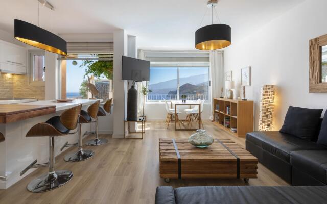Home2Book Breathtaking Atlantic Views Apartment