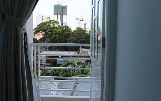 Quang Nhat Hotel