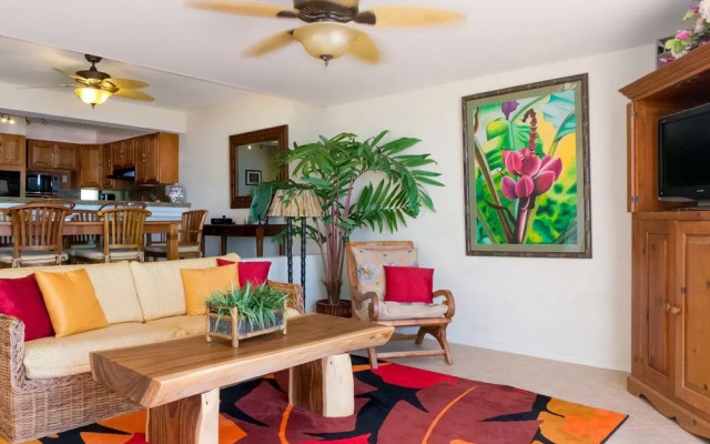 Puu Poa 309 by RedAwning