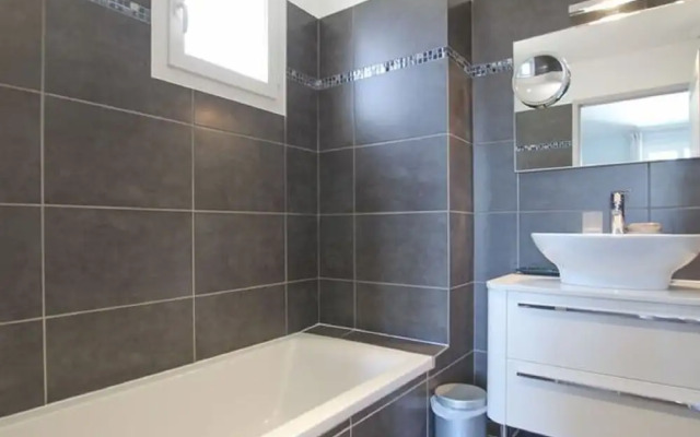 Spacious Holiday Home in Grimaud With Large Garden
