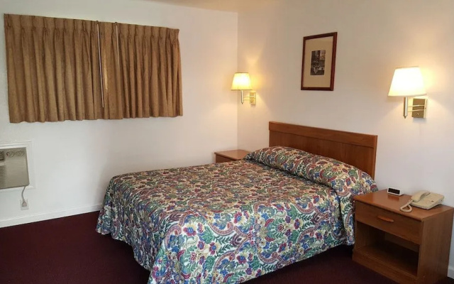 Tall Winds Motel