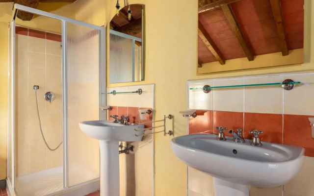 ALTIDO Great House with Garden, Pool & Mountains View