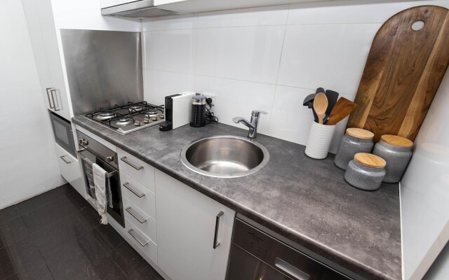 Nth Adelaide Studio Apt With Reverse Cycle Aircon