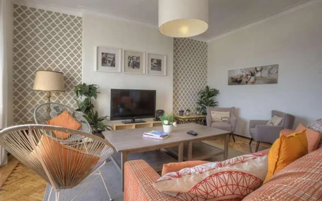 Santa Apolonia 7D - 6 Bedrooms