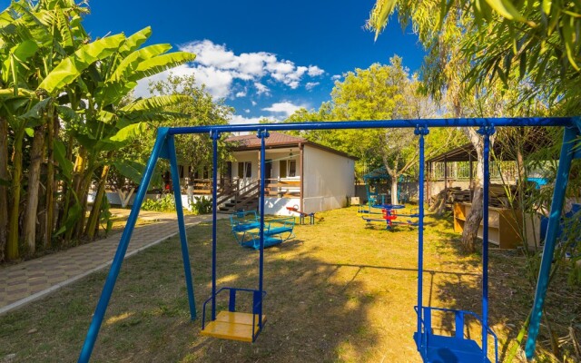 Argo Guest House