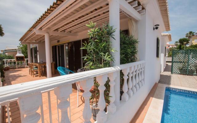 Casa Novo Horizonte by Portucasa
