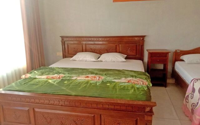 Oyo 2496 Puri Karimun